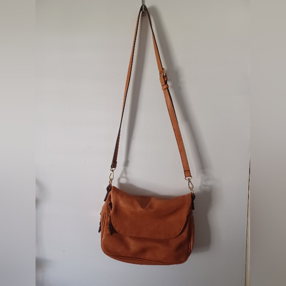 Moda Luxe brown crossbody purse non leather